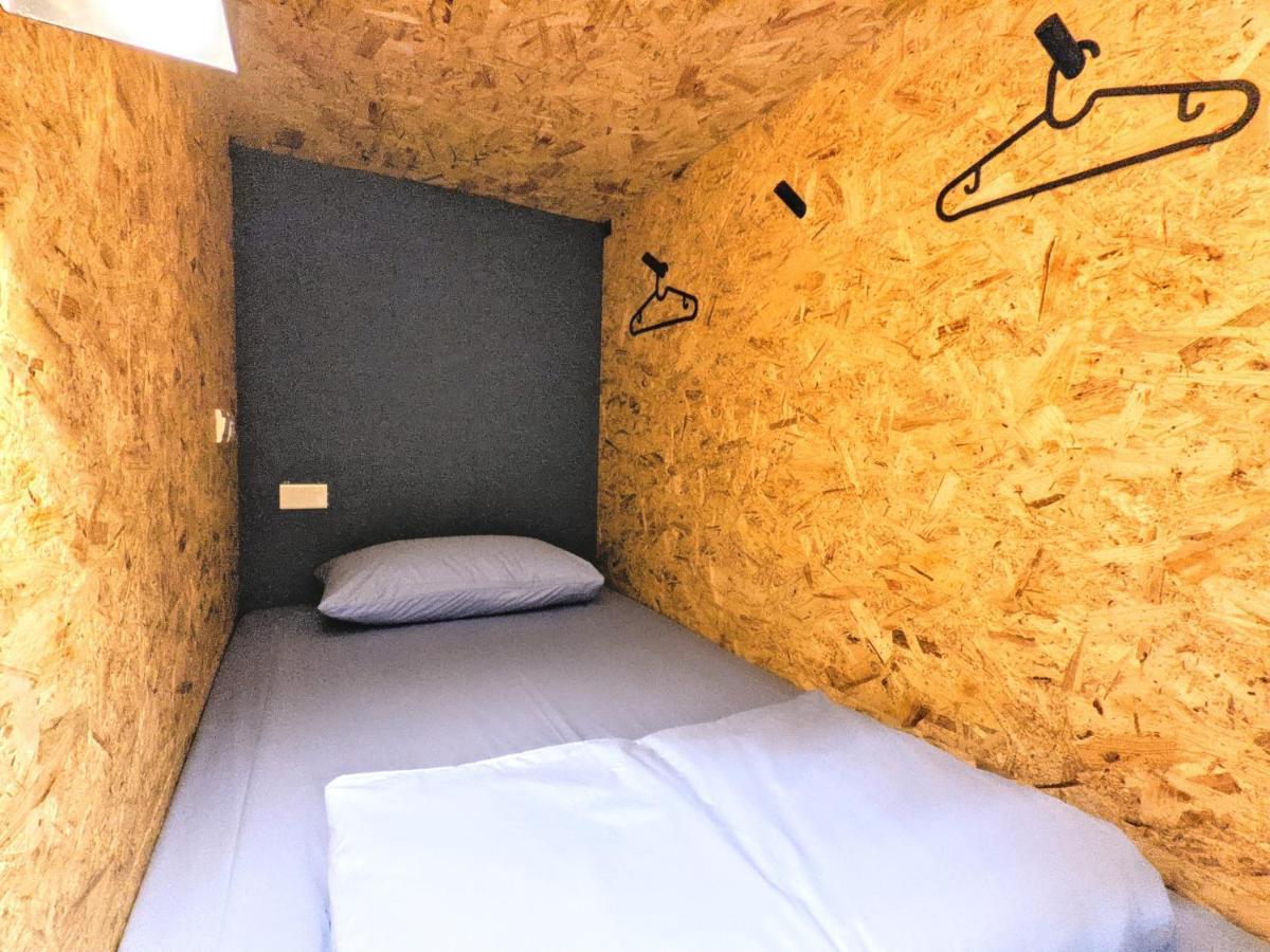 N Joy Takao Hostel เกาสง ภายนอก รูปภาพ